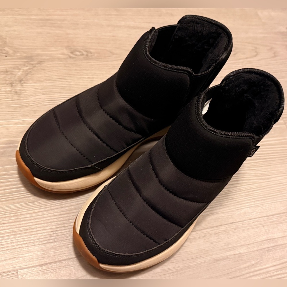 Kizik Juno Low Boots - Picture 3 of 7